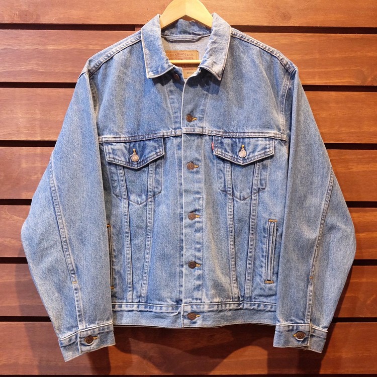 105-110)90s Levis Denim Trucker Jacket 70507-4890 : 라이트하우스