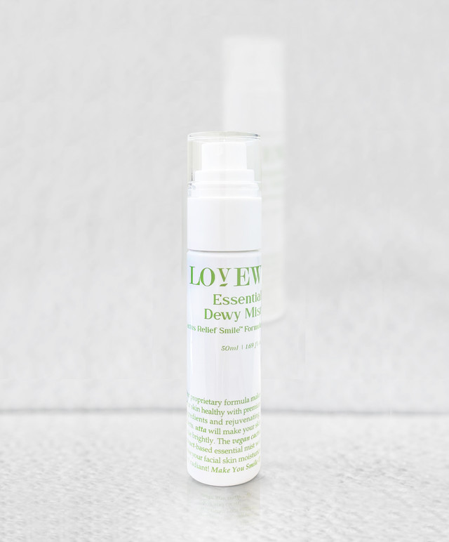    <p style="text-align:left; font-size:15px; margin-top:26px;">Essential Dewy Mist<br>에센셜 듀이 미스트<br><span style="color:#666;">₩ 35,000</span></p>
