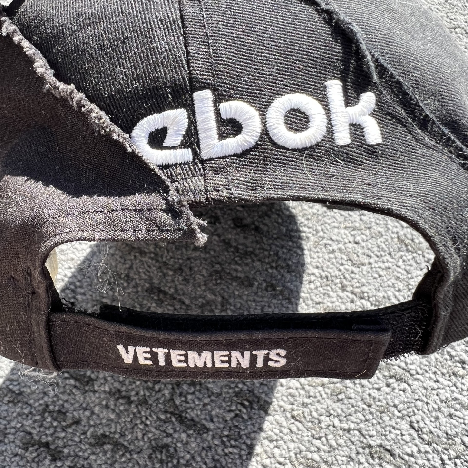 vetments X reebok rework cap : soberseoul