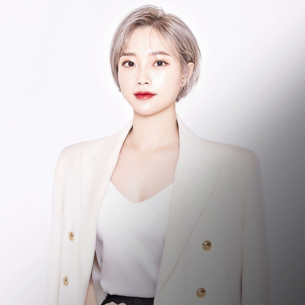 부평 협업점<br>Scalp Designer<br>GENIE 원장<br><br>Scalp micro pigmentation 자격 수료<br>그레이시티 starter 과정 수료<br>그레이시티 본점 시술원장(현)<br>그레이시티 인천 직영점 시술원장(현)<br>ISO17024 국제자격증 취득<br>SISA UNITED 부회장