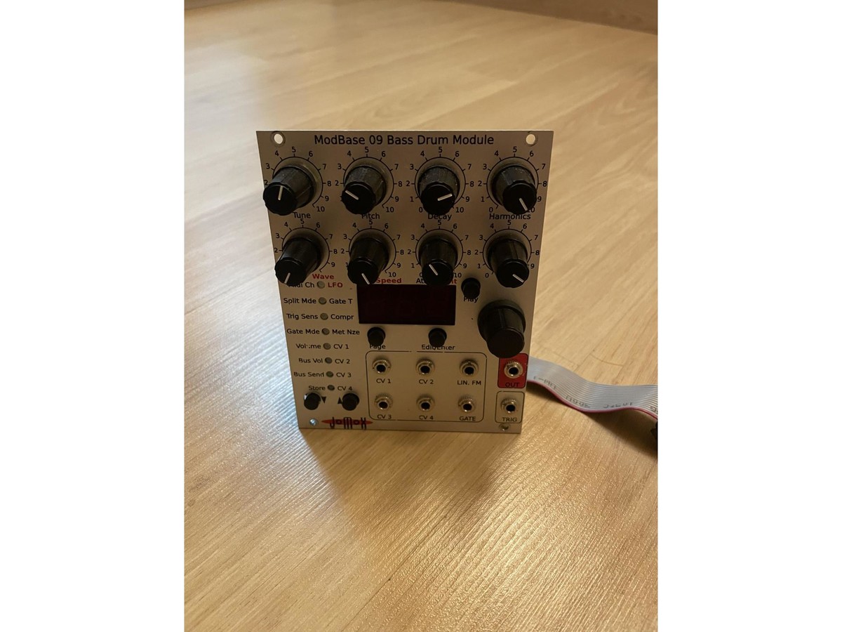[판매] [가격인하] - jomox modbase 09 : 옥토모 OCTOMO