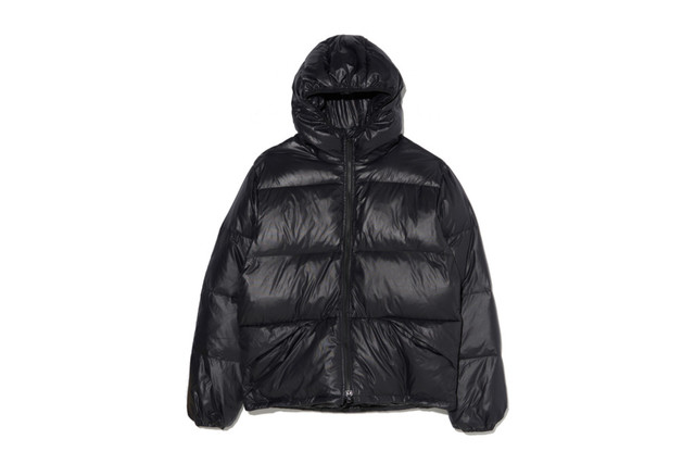 Hooded Down Jacket (Black)</br>Price - 325,000
