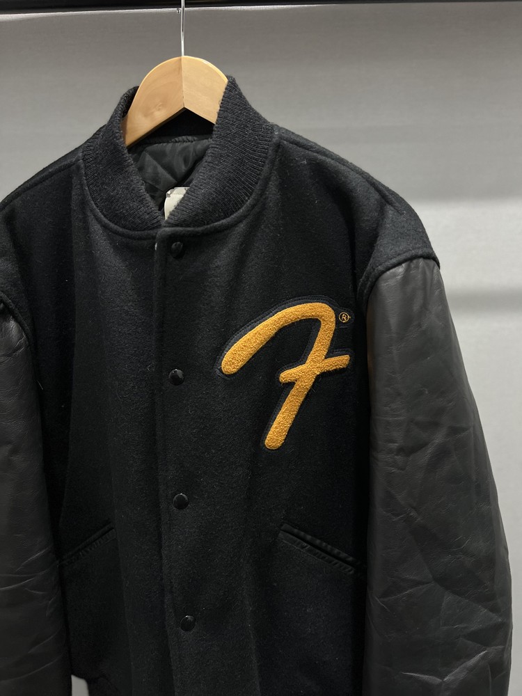 Fender Cow Hide Sleeve Varsity Jacket (105108) 라이트하우스 스토어