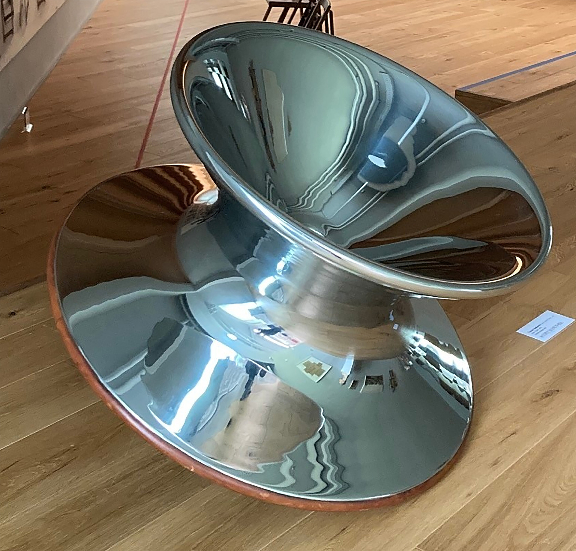 Thomas Heatherwick, Spun Chair, 2010, Polished stainless steel, 66 × 91.5 × 66 cm 