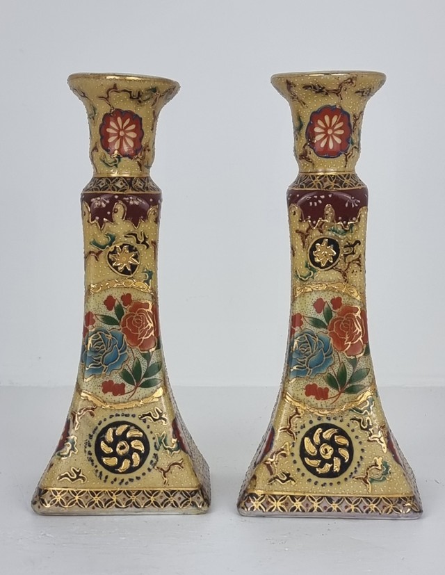 <p style="text-align:left; font-size:16px; margin-top:26px;">사쓰마 스타일 촛대<br><span style="color:#666;">₩ 200,000</span></p>