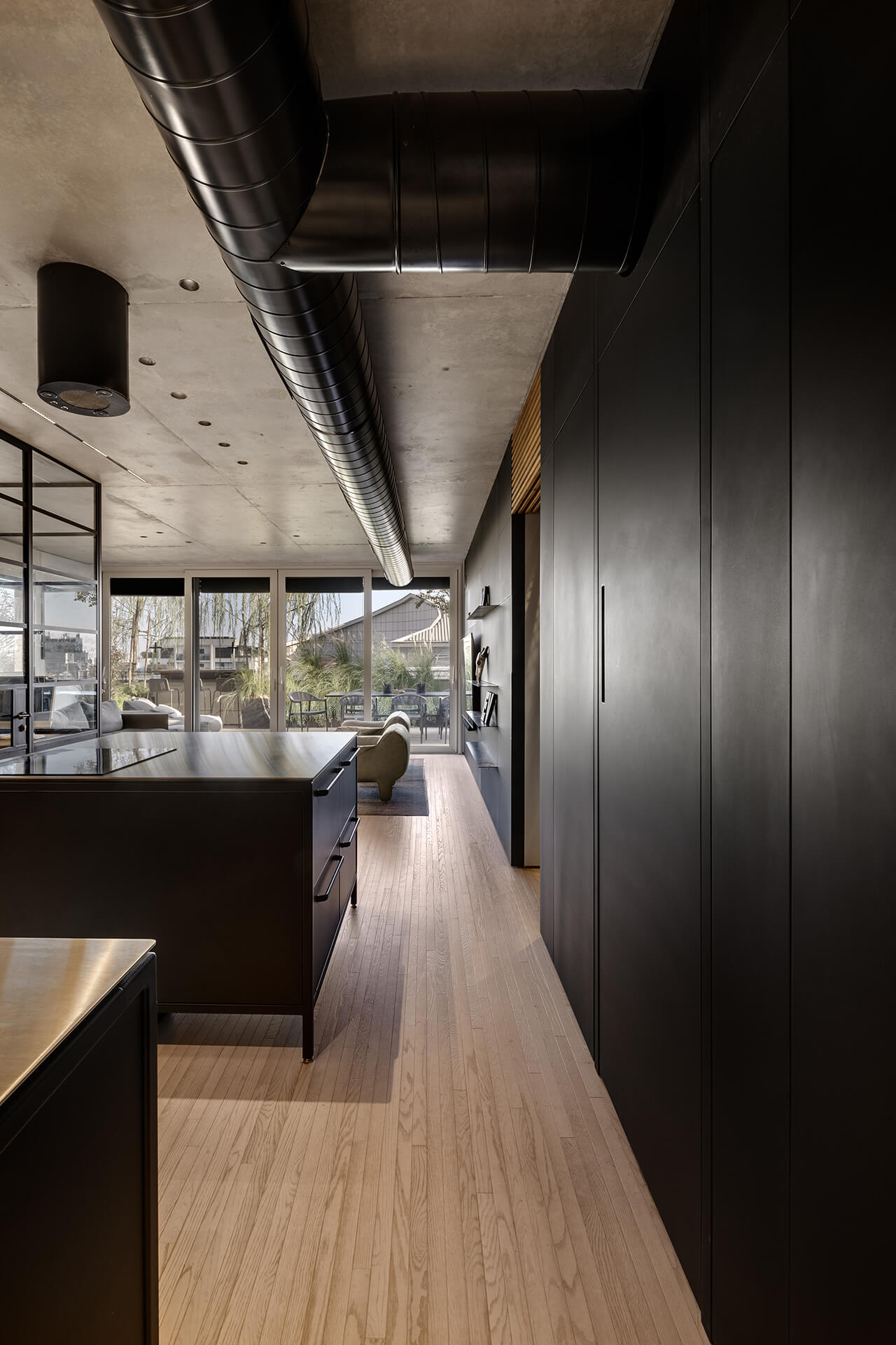 Israel - Lab Strip Vodka Casual