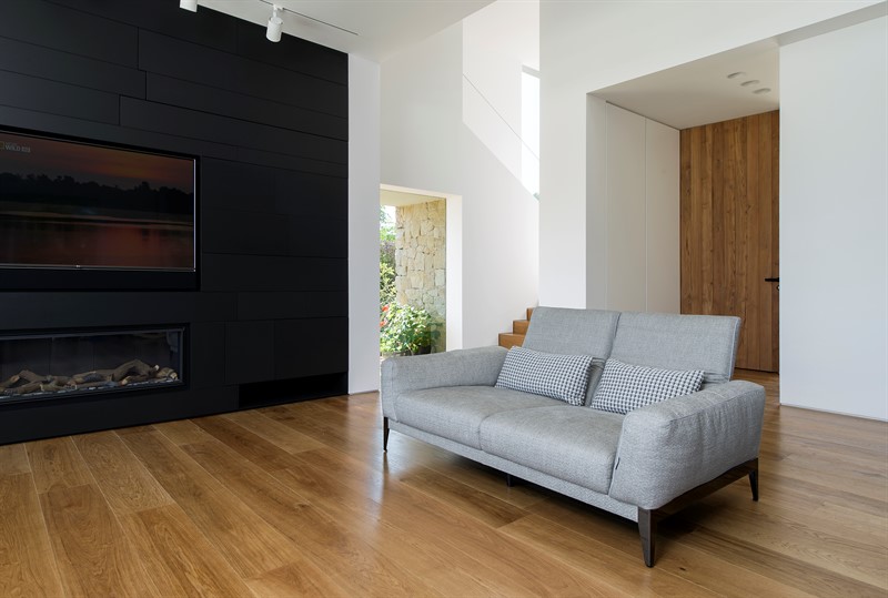 Israel - Stilnovo Medium Oak Country