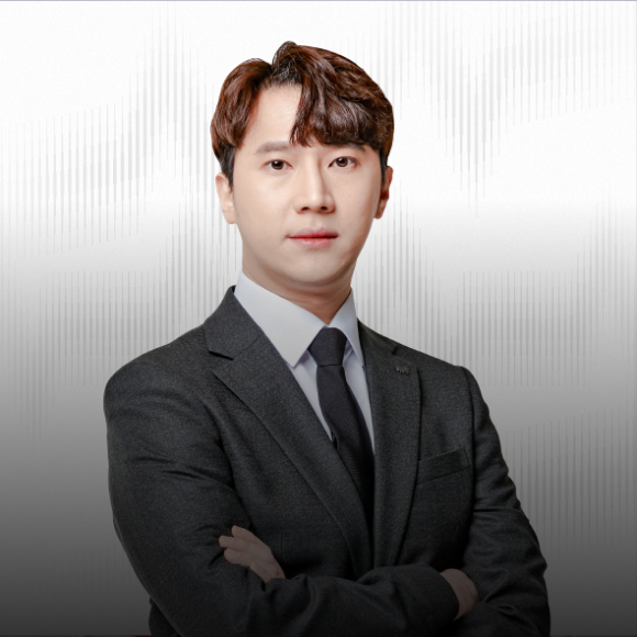 <span style="letter-spacing: -0.5px; font-size: 20px; "><strong>Head Coach</strong></span> <span style="letter-spacing: -0.5px; font-size: 20px; line-height: 1.45;"><strong>Irean</strong></span><br><span style=“font-size: 14px;”>Youngcheol Heo</span>