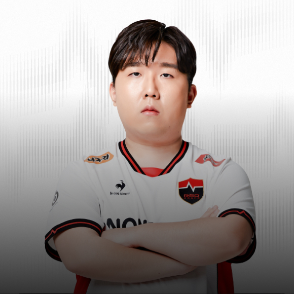 <span style="letter-spacing: -0.5px; font-size: 20px; "><strong>DUELIST</strong></span> <span style="letter-spacing: -0.5px; font-size: 20px; line-height: 1.45;"><strong>Moves</strong></span><br><span style=“font-size: 14px;”>Junseo Park</span>