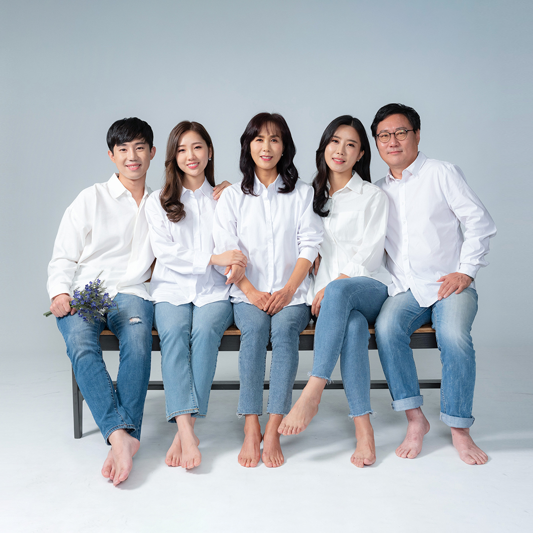 인천가족사진 사랑이야기스튜디오 가족사진잘찍는 스튜디오 송도가족사진 이벤트 연수구가족사진 리마인드촬영 송도리마인드 인천리마인드