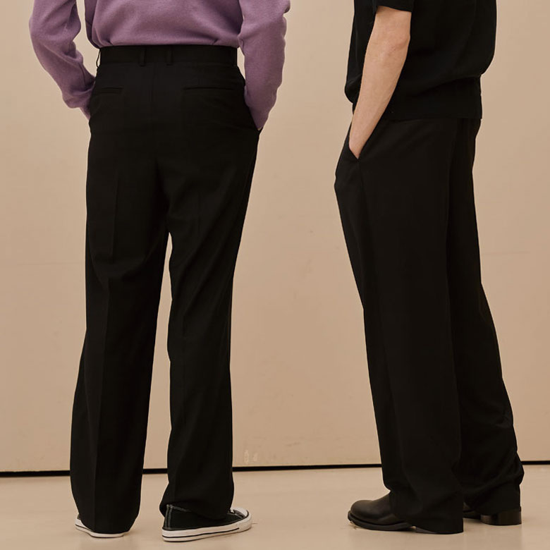 <p><span style="font-size: 19px;"><strong>OVER PANTS</strong></span></p>