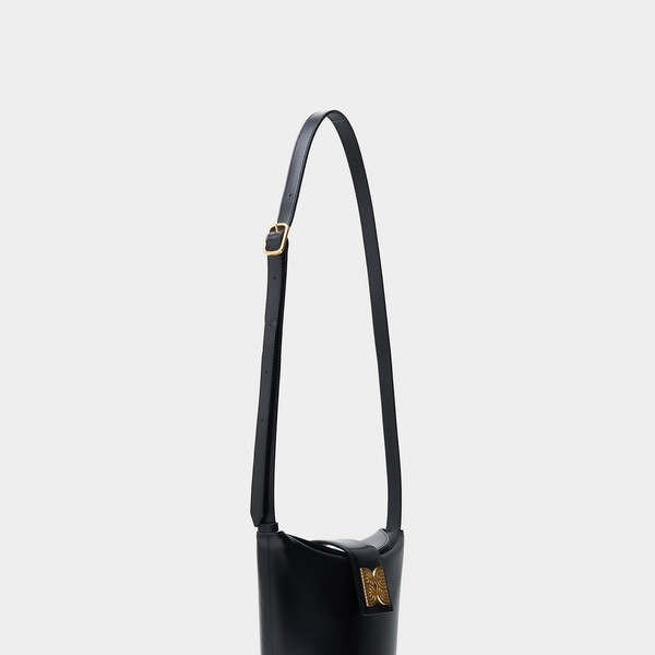 HOBART Folded Top Bucket Bag - Black : EENK SHOP