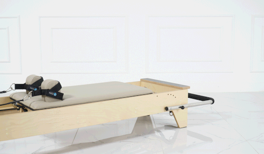 木製リフォーマー ピラティス用 MotionCarePilates Motioncare Pilates Global