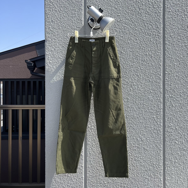 CIOTA - SUVIN COTTON BACK SATIN BAKER PANTS (Khaki)