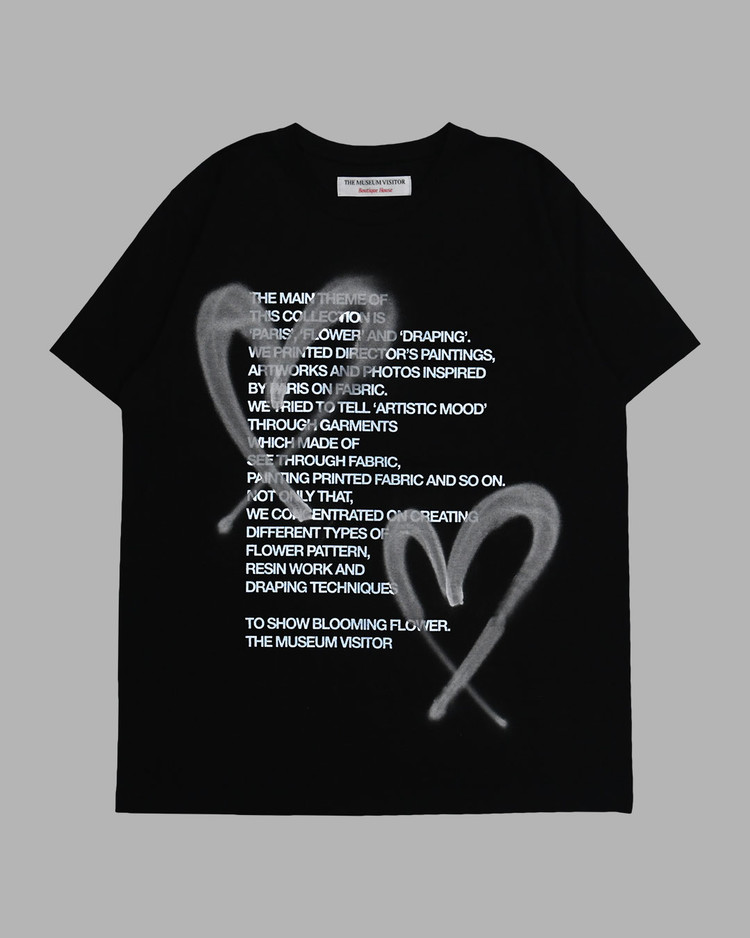 HEART SPRAYED T-SHIRTS (BLACK) : THE MUSEUM VISITOR