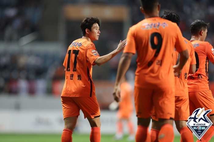 Jeju Ahn Hyun-beom. offer | Korea Professional Football Federation