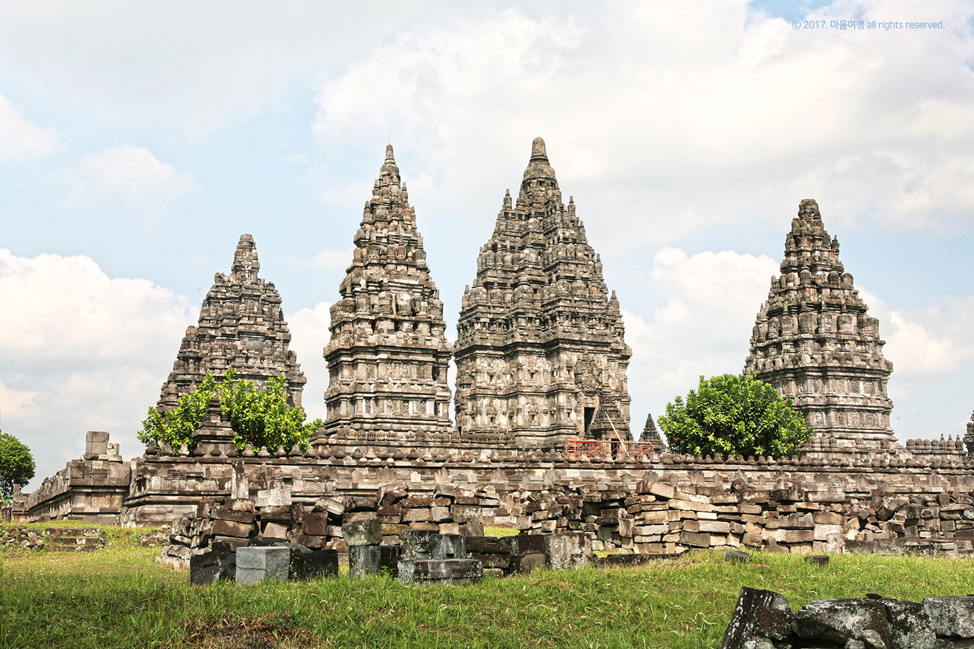 인도네시아 최대규모의 힌두사원 프람바난 사원