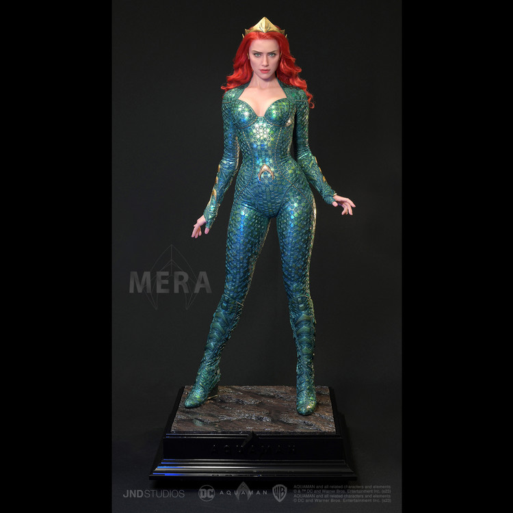 Aquaman 1/3 Scale Statue