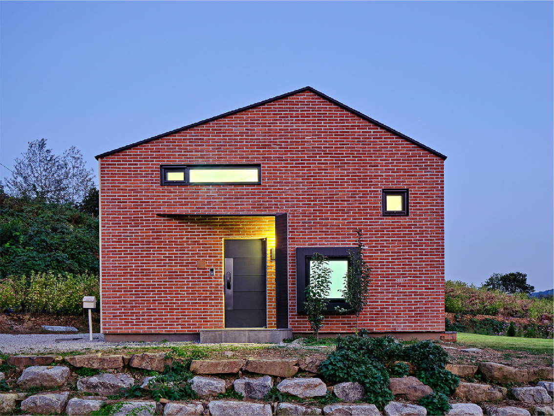 IMSIL HOUSE