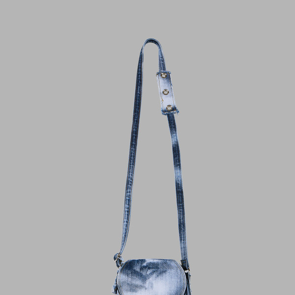 WASHED DENIM MINIBAG (WHITE BLUE) : THE MUSEUM VISITOR