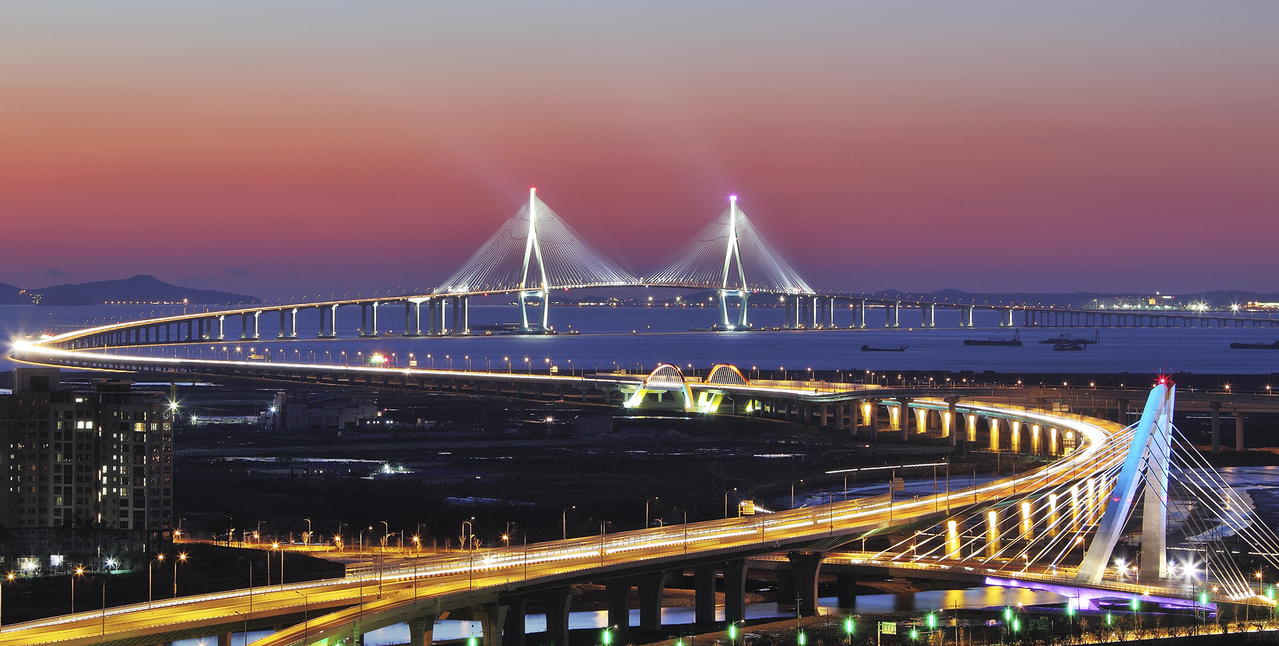 <strong>West</strong>