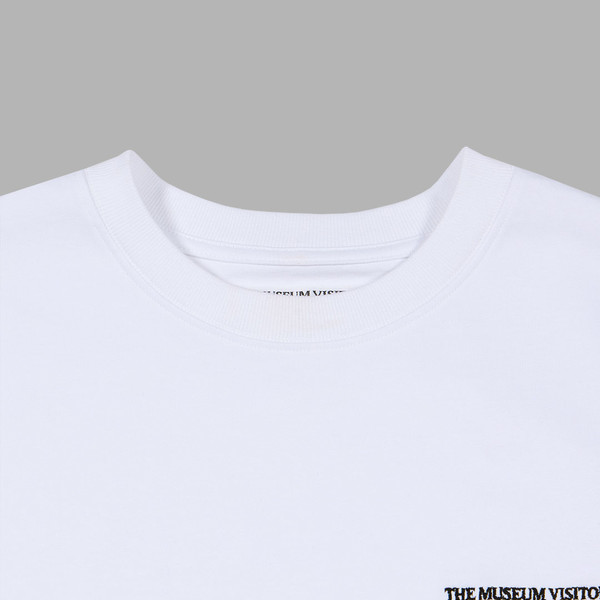 LOGO SPRAY WASHED T-SHIRTS (WHITE) : THE MUSEUM VISITOR