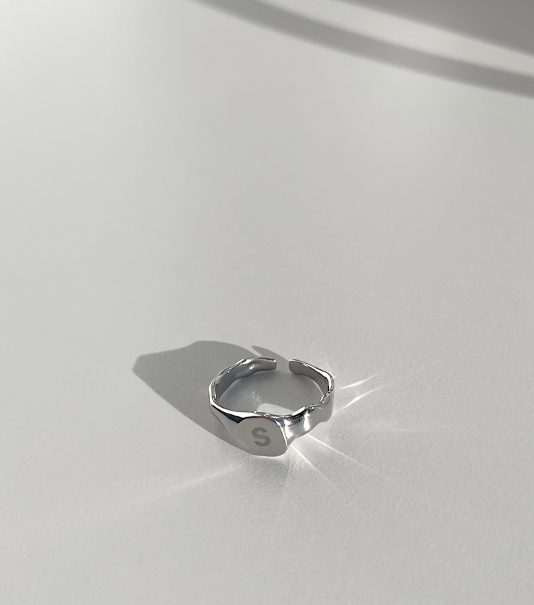 Flat ugly ring : illusoria 일루소리아