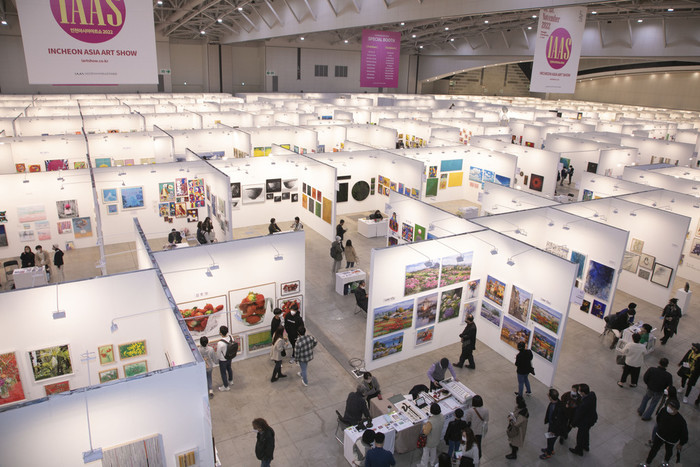 인천아트쇼 2025 포스터