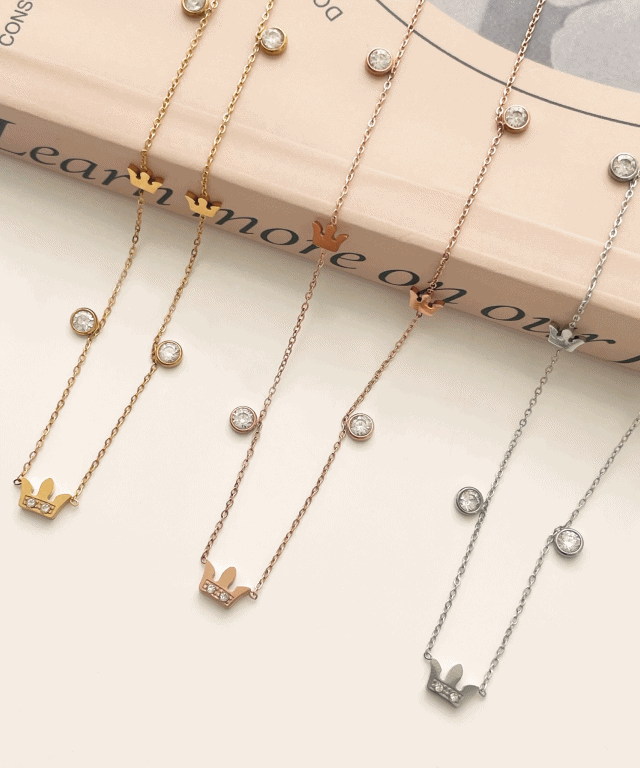 triple crown necklace FRIDAJ