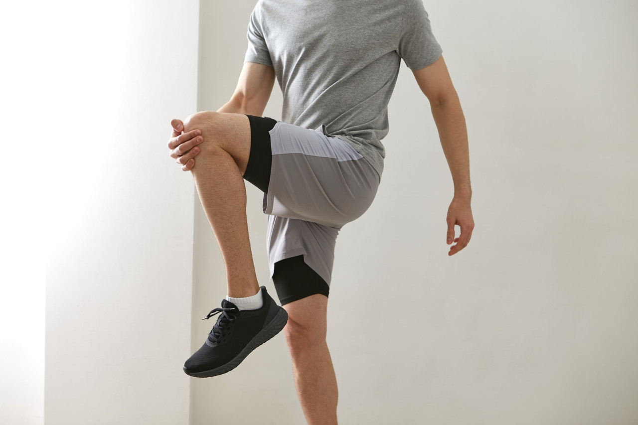 <span style="font-size: 22px; letter-spacing: -1px; color: rgb(0, 0, 0);"><strong>고관절의 퇴행성 관절염</strong></span>