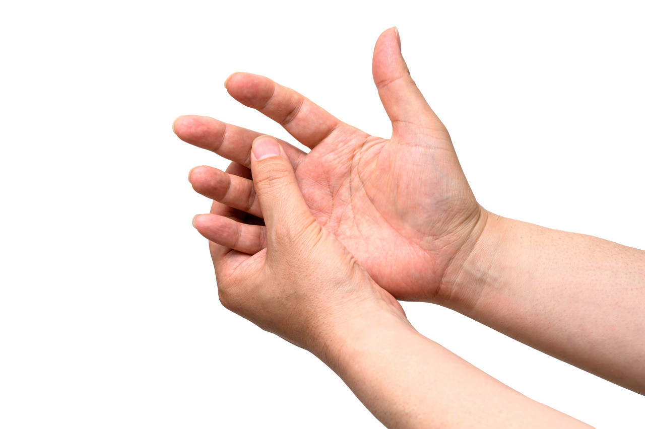 <span style="font-size: 22px; letter-spacing: -1px; color: rgb(0, 0, 0);"><strong>수지관절염</strong></span>