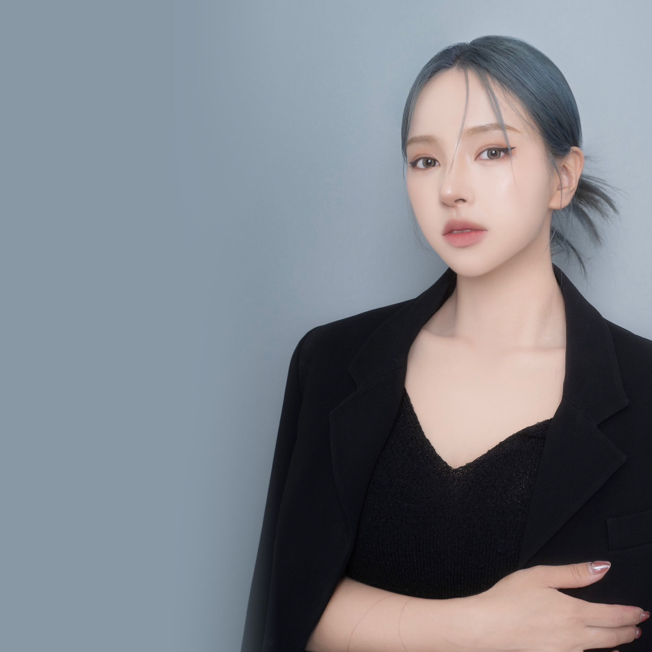 울산 협업점<br>Scalp Designer<br>KIKO 원장<br><br>GRAYCITY 울산점 원장(현)<br> 그레이시티 부산 본사 작업 실장(현)<br> 모발이식 병원 6년 근무<br> K아트페어 smp 대회 심사위원<br> Scalp Micro Pigmentation 자격 수료<br> GRAYCITY Bold Head Design 수료<br> GRAYCITY SCALP MICRO PIGMENTATION 수료<br> GRAYCITY 본점 MASTER 전문가 과정 수료<br> 화이트하우스서울 커트 교육 수료