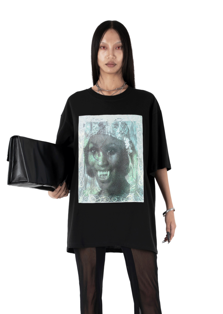 【604SERVICE】LIGHT OF LOVE OVERSIZED TEE IN BLACK ONLY 1 LEFT ] LIGHT OF LOVE OVERSIZED TEE IN BLACK : 604SERVICE