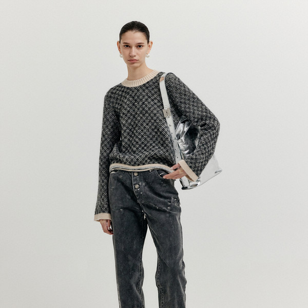 XOUE Check Jacquard Knit Pullover - Black/Ivory : EENK SHOP