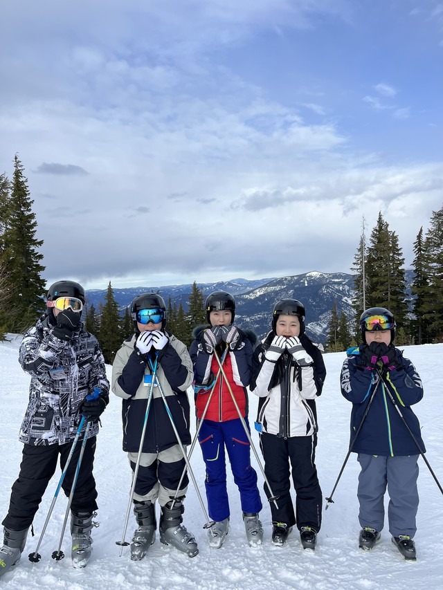<p style="text-align:left; font-size:16px; margin-top:26px;">Schooling<br><span style="color:#666;">in Idaho</span></p>