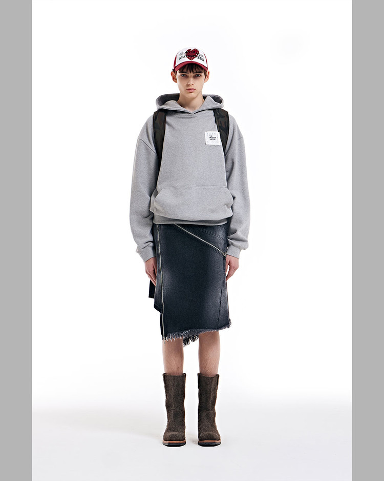 FLAG STITCHED BACKPACK : THE MUSEUM VISITOR