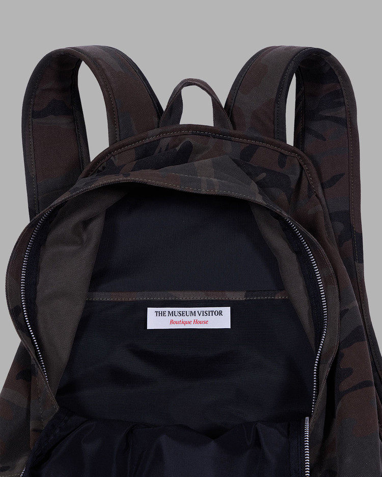 FLAG STITCHED BACKPACK : THE MUSEUM VISITOR