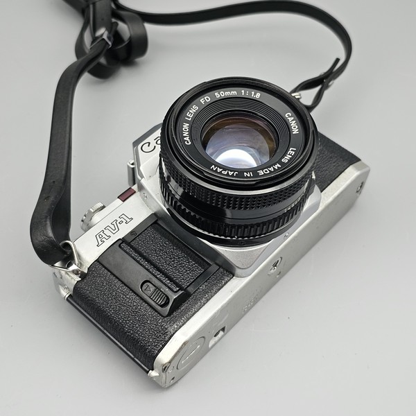 Canon AV-1 50mm F2 セット 動作品 Canon AV-1 50mm F2 セット 動作品 Canon AV-1 50mm F2 セット
