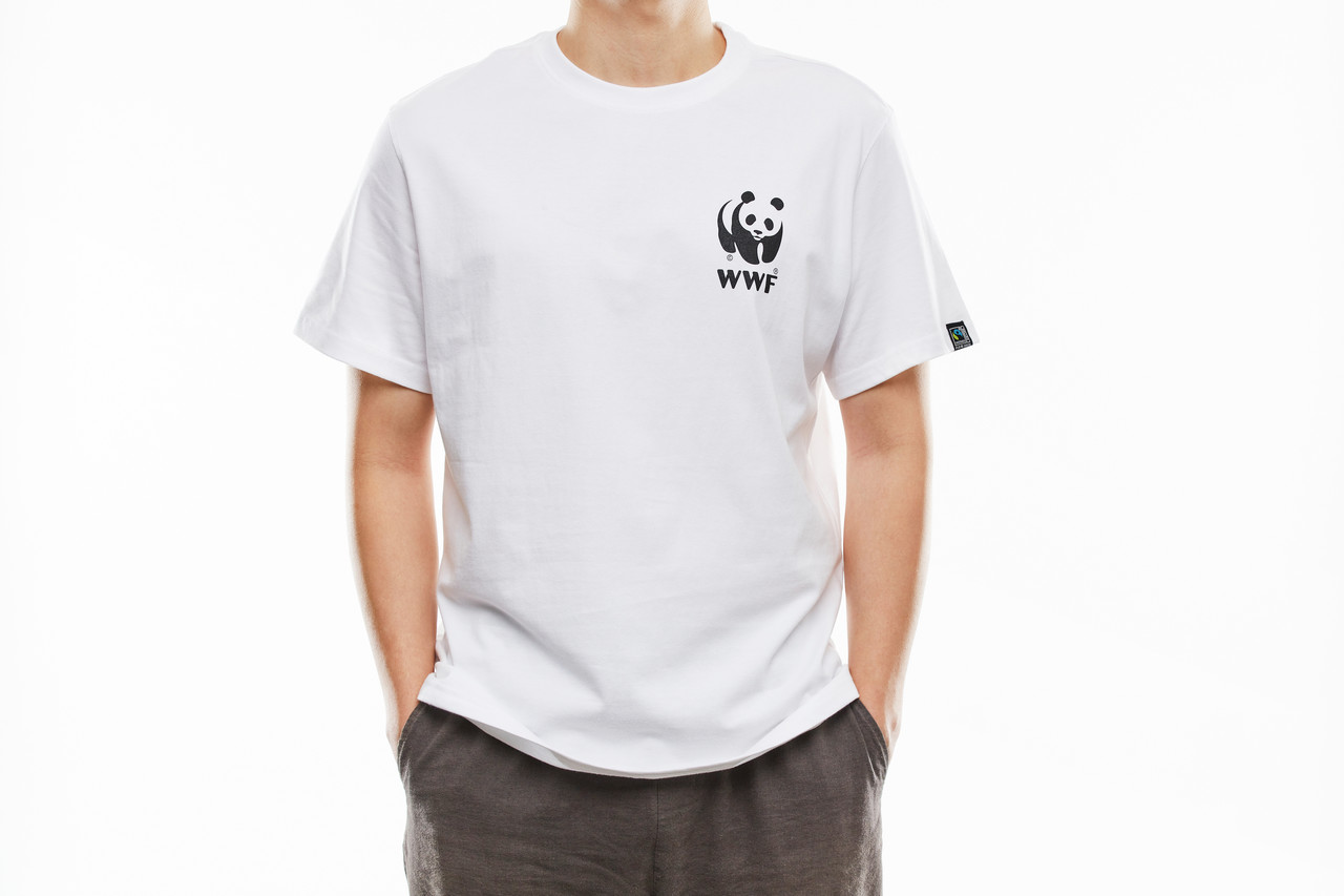 <p style="margin-left:10px;">5만원 후원</p><h5 style="margin-left:10px">WWF 티셔츠 + <br>뱃지</h5>