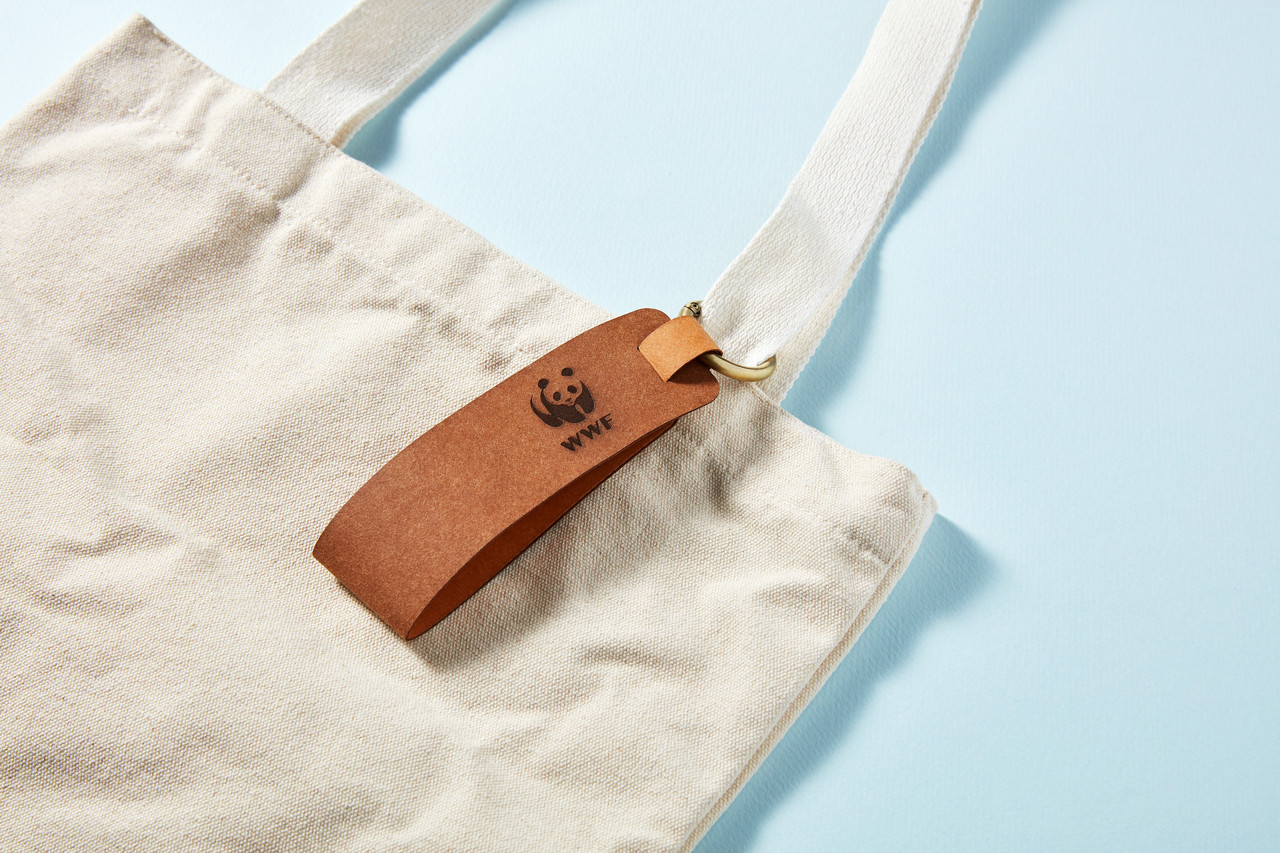 <p style="margin-left:10px;">3만원 후원</p><h5 style="margin-left:10px">컵홀더 키링</h5>