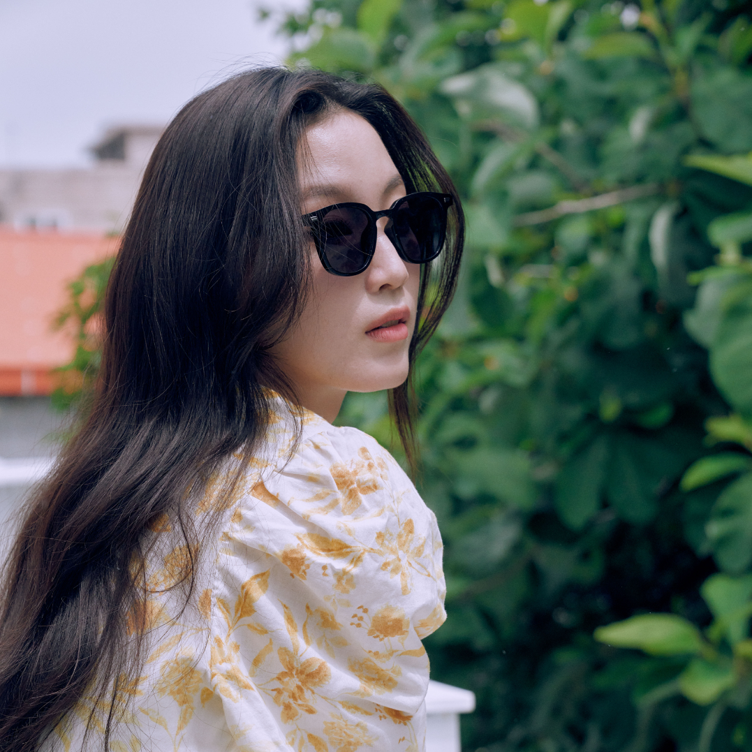 Sunglass