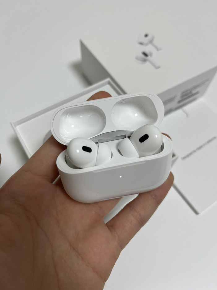 애플 에어팟 프로 2세대(USB-C타입) 정품 새상품 photo review