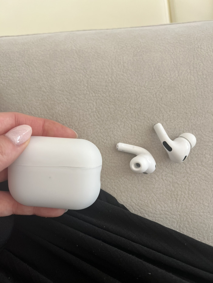 애플 에어팟 프로 2세대(USB-C타입) 정품 새상품 photo review