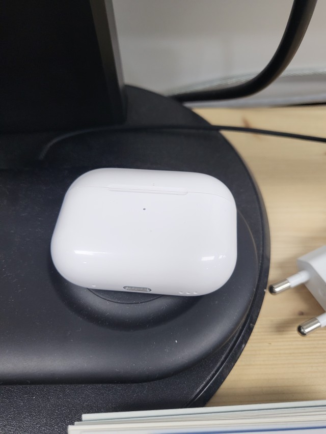 애플 에어팟 프로 2세대(USB-C타입) 정품 새상품 photo review