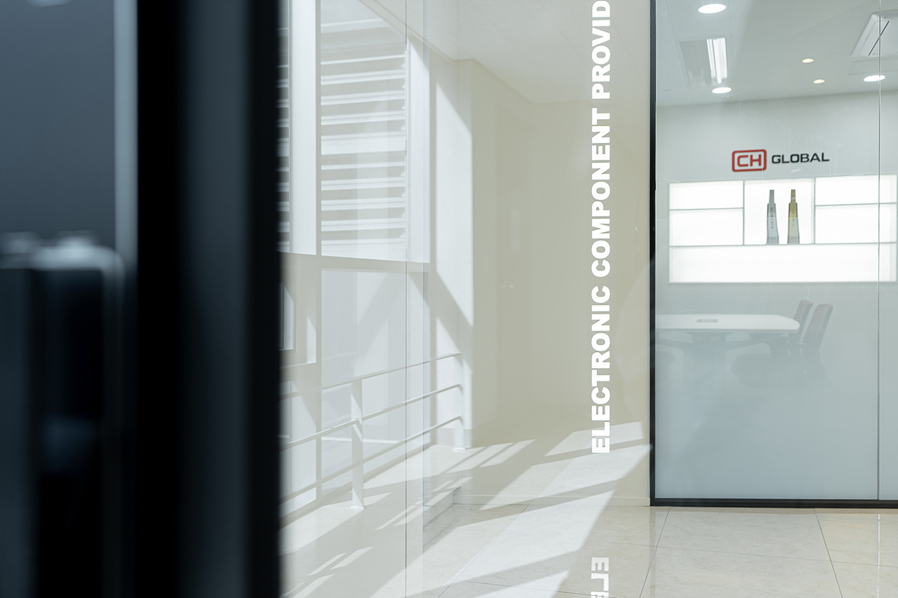 PREDICTION OFFICE / 102py