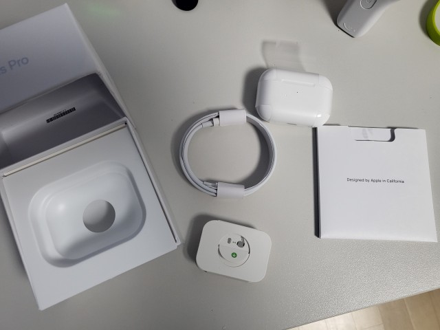 애플 에어팟 프로 2세대(USB-C타입) 정품 새상품 photo review