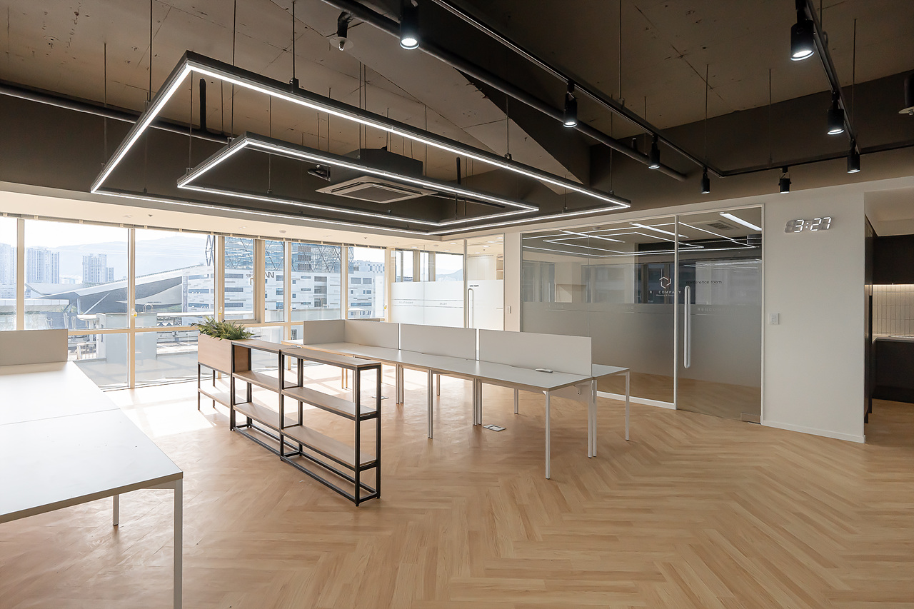 RENCOMPANY OFFICE (리앤컴퍼니 사무실) 38평