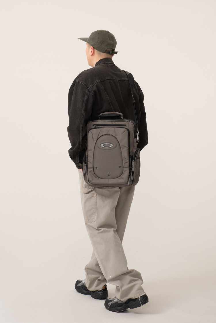 OAKLEY Tactical Messenger Bag 월드피스 다이어트