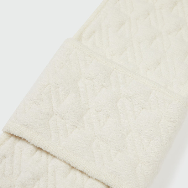 [EENK] / ☆ XOMILI Textured Muffler / Black XOMILI Textured Muffler - Black : EENK SHOP