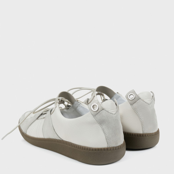 Classic German Army Ballet Shoes (Ivory) : BISCUITSHOP GLOBAL